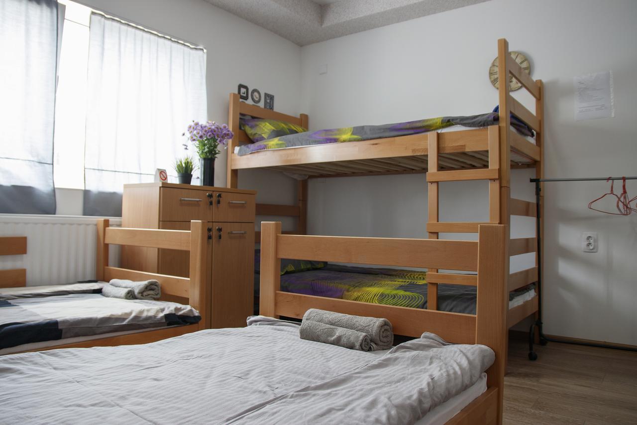 Guesthouse Night&Day Subotica Ngoại thất bức ảnh
